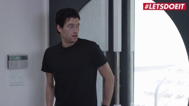 XXX SHADES - #Chloe Scott #Xander Corvus - German Girl Got Teased And Fucks Like Crazy With Her Boyfriend BFF